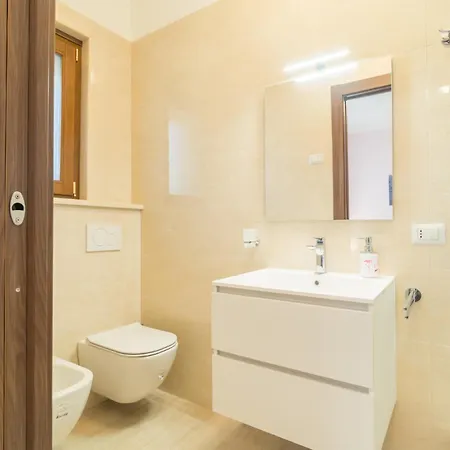 La Perla Del Mare Nuovissimo Affittacamere Guest house